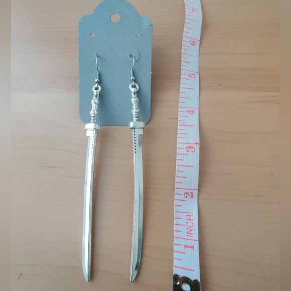 🆕 Handmade Katana Sword Necklace and Earrings Set - Picture 3 of 6